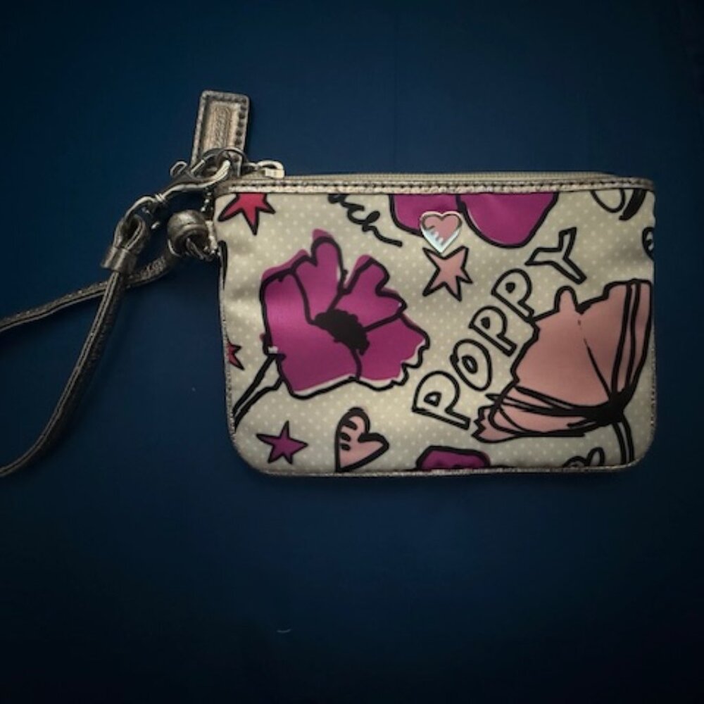 Vintage COACH WRISTLET PURSE KYRA POPPIES MULTICOLOR/ Silver RARE
